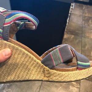 Tom's Wedges